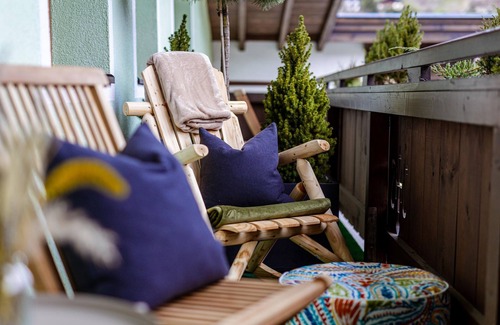 Kaprun Cottage | Triple room with shower or bath Bathroom, toilet - Eschenhof, guesthouse