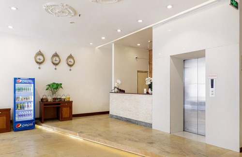 Dong Da House | Triple Stay Comfort | Central Hanoi Vibes -The Sun