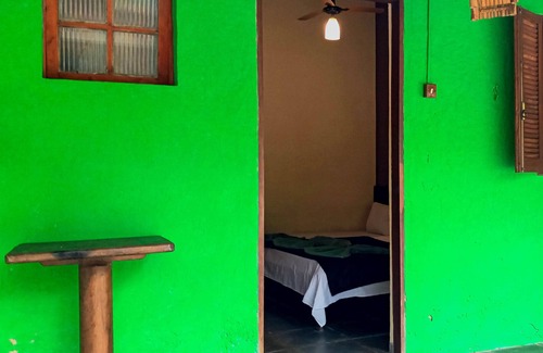 Itamambuca Cabin | Triple Suite 5 -Pousada Marthi
