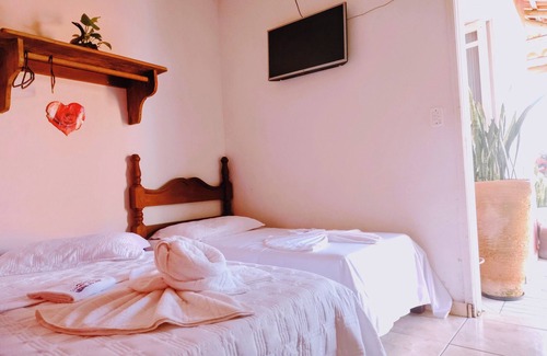 Canto do Mar House | Triple Suite On the border of São Sebastião and Caraguatatuba