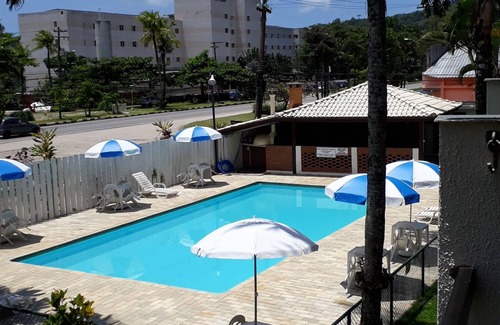 Toninhas House | TRIPLEX COND HOUSE, - 4DORM.-POOL-100 MTS FROM THE BEACH - AIR CONDIC