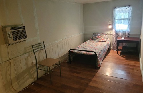 Cocoa House | Triplex For Sale. NO RENTING UNTIL