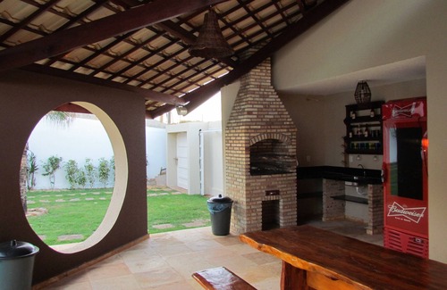 Porto das Dunas House | TRIPLEX MANSION 10 SUITES 55 BEDS NEXT TO BEACH PARK