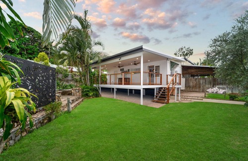 West End House | Tropical Bliss for the Whole Family