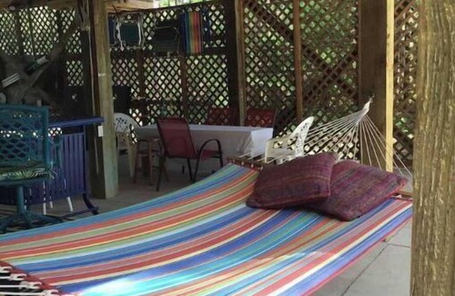Dauphin Island House | Tropical Dreams - Super cute, clean, and close to the beach!