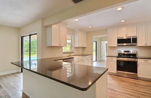 Stuart House | Tropical escape in Stuart