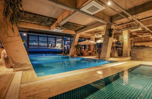 Andeok Hotel | Tropical Hideaway