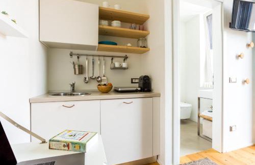 Centro Storico Apartment | Tropical Micro Studio with Terrace and Duomo Views