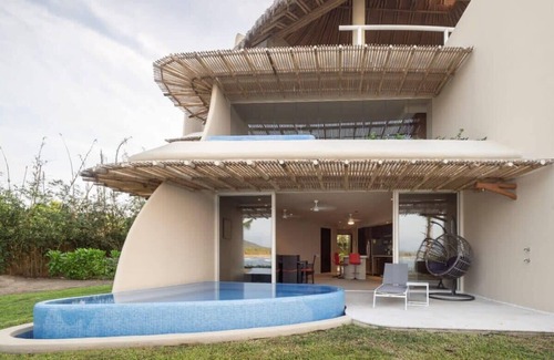 Troncones Villa | Tropical Paradise with Beach Access
