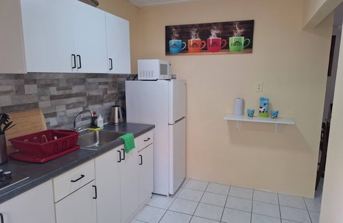 Willemstad Apartment | Tropical palm resort is a nice quiet and safe place to stay with friends or fam