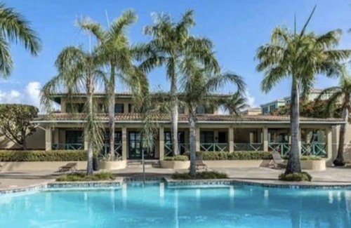 Loiza Resort | Tropical Paradise With 5 Pools, Beachfront and max 8 Peoples