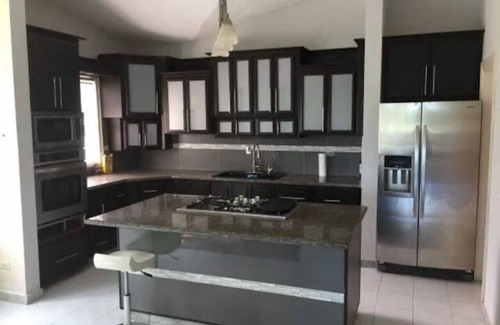 Toa Alta House | Tropical Paradise w/7 bedrooms and 6 baths