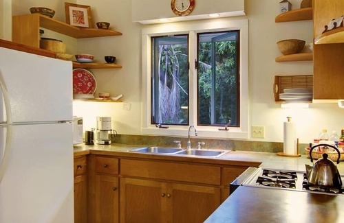 Hana Cottage | Tropical Romance. Lush Gardens. in Heavenly Hana, Maui
