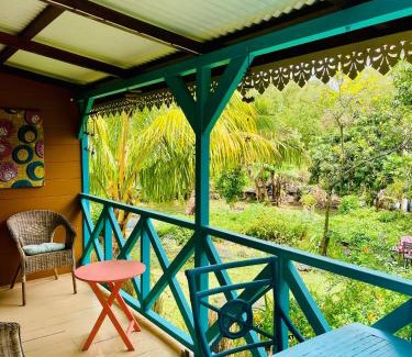 La Mivoie Ski Chalet | Tropical Wooden Lodge