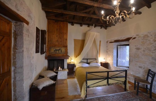 Archanes Hotel | Troullos Traditional Houses