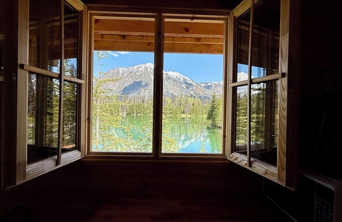 Denali Cabin | Trout & Grayling Paired Lakefront Cabins, Lakefront Twin Cabins