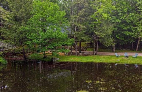 Moultonborough Cabin | Trout Pond House with Lake Kanasatka Beach access!