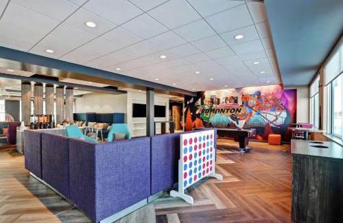 Southwest Edmonton Hotel | Tru By Hilton Edmonton Windermere