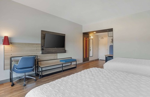 Gastonia Hotel | Tru by Hilton Gastonia