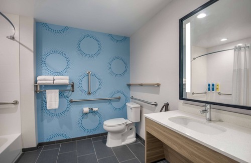 Warsaw Hotel | Tru by Hilton Warsaw