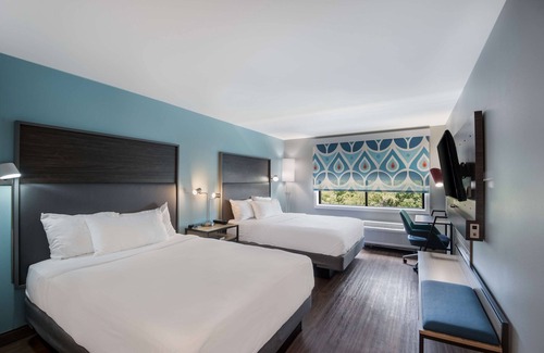 Warsaw Hotel | Tru by Hilton Warsaw