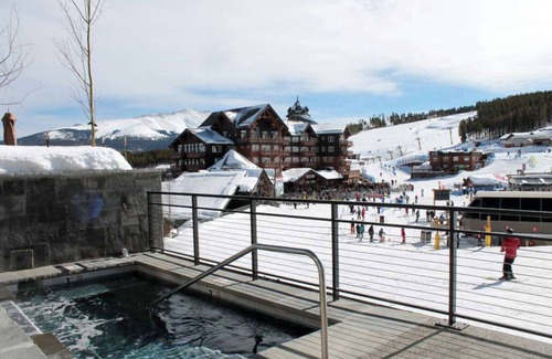Peak 8 Apartment | TRUE 5 STAR STUDIO SKI IN-OUT FOR MARCH 29 THRU APRIL5 , 2025