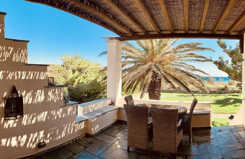 Agios Ioannis House | ⭐️⭐️⭐️⭐️⭐️TRUE BEACH HOUSE in TINOS! Literally On the Beach