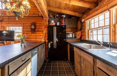 West Dover Cabin | True Vermont Log Cabin Home at Mount Snow