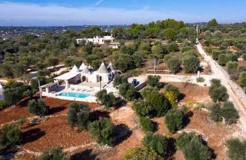 Ostuni Villa | Trulli Complex with private swimming pool