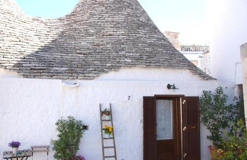 Alberobello House | Trullo al vicoletto al civico 10, civico 8, civico 7
