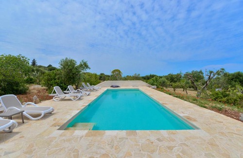 Ostuni Villa | Trullo Albamarina sea view