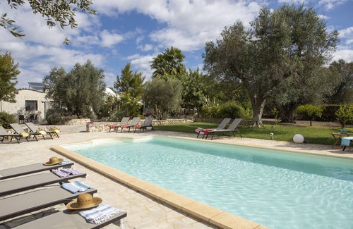 San Michele Salentino Condo | Trullo Bouganville by Pugliadamare