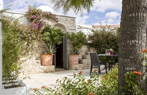San Michele Salentino Condo | Trullo Bouganville by Pugliadamare