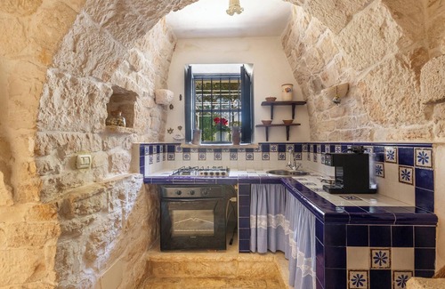 Martina Franca Cottage | Trullo del Sole by BarbarHouse