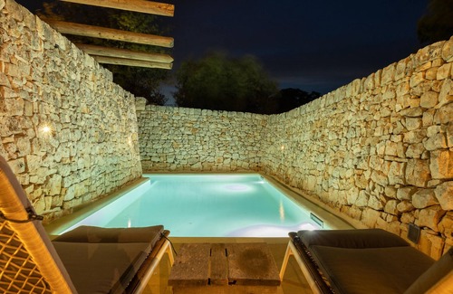 Locorotondo Cottage | Trullo Fortuna Pool Suite - Loco.