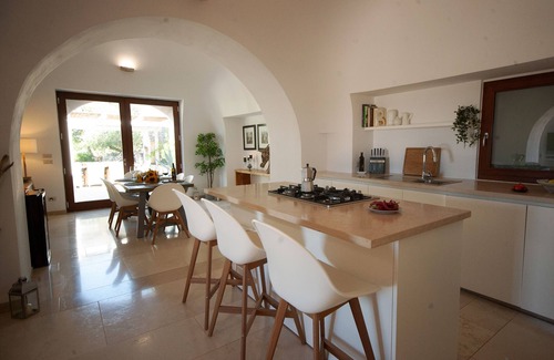 Ostuni Villa | Trullo Sereno- Luxury Villa with private pool & breathtaking countryside views