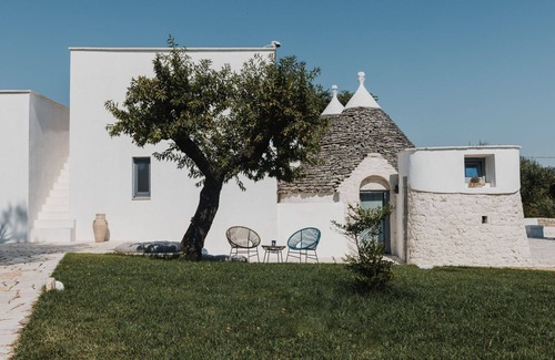 Putignano Villa | Trullo with private pool for 8 people
