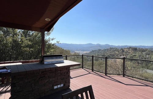 Oak Shores House | Truly Outdoor Living at Lake Nacimiento