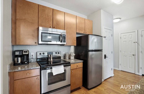 West Campus Apartment | TSC #300 xxxxxxxxxxx
