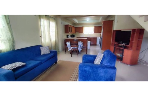 San Fernando House | A Relaxing 3-bedroom Townhouse