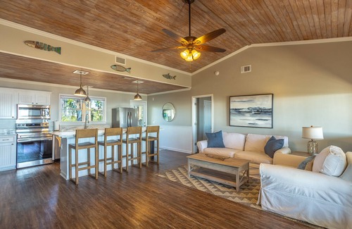 Alligator Point House | "Tucked Away" Private Beachfront Home in Secluded Area