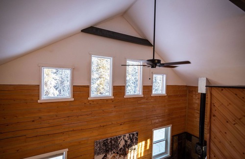 Fairbanks Cabin | Tucked in the woods! Auroras seen here. Private.