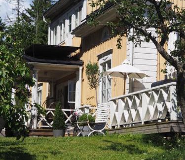 Porvoo Bed & Breakfast | Tukkilan Tila