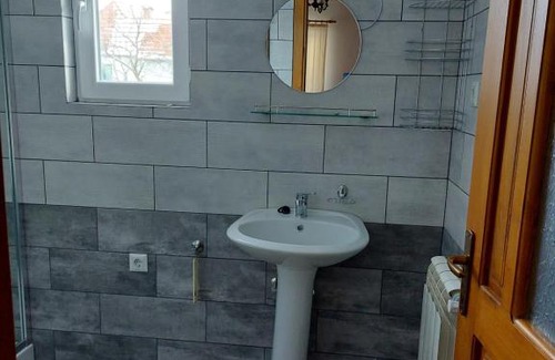 Armaseni Noi Bed & Breakfast | Tulipános Vendégház