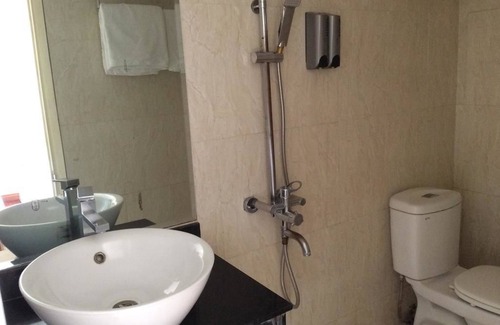 Lang Ha Hotel | Tulip Hotel Vu Ngoc Phan