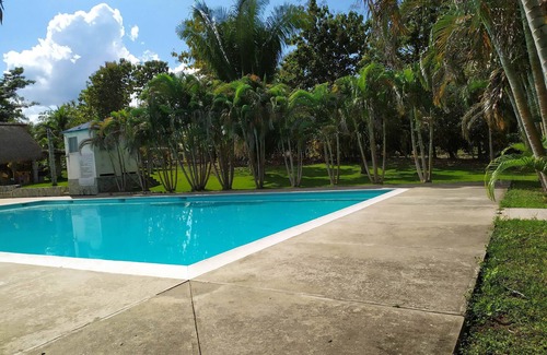 Santa Ana House | Tulips House! With pool, 15 minutes from Flores