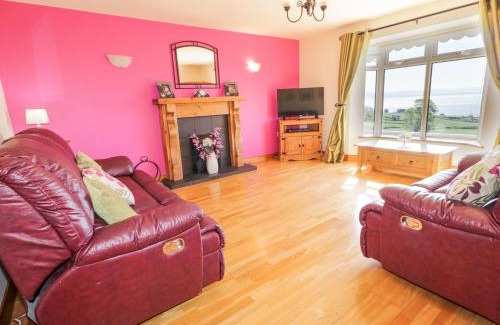 Moville House | Tullyally