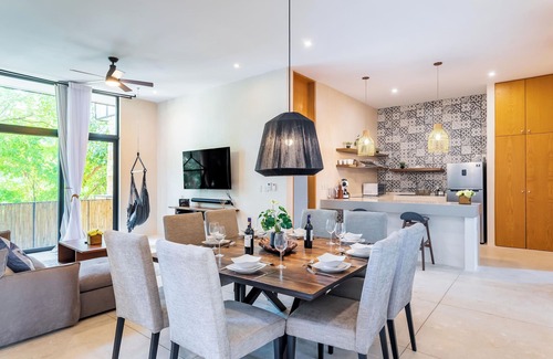 Zama Apartment | Tulum 6BR Retreat, 2 Pools, Sleeps 16, Aldea Zama