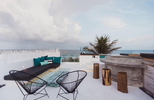 Tulum City Center Villa | TULUM Beachfront Villa I'Ik by Casa Xuul Tulum