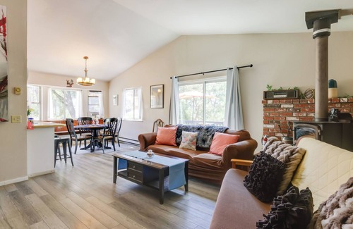 Tuolumne House | Tuolumne Vacation Rental ~ 45 Mi to Yosemite